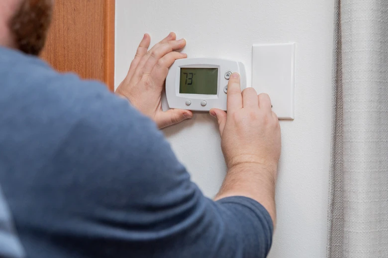 Thermostat Repair in Hilton Head, SC 8 thermostat2